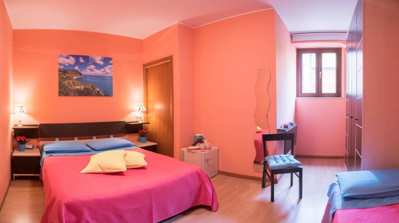 Juliette Rooms Jesi Zewnętrze zdjęcie